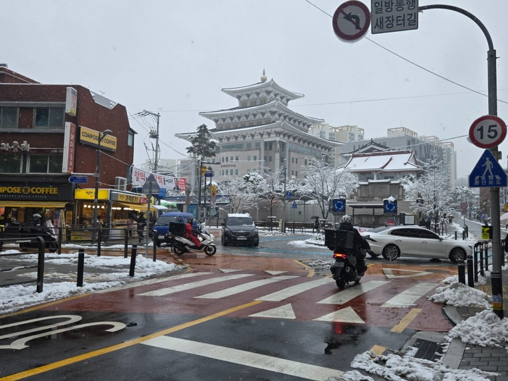 학생들의 발걸음이 끊어진 이유