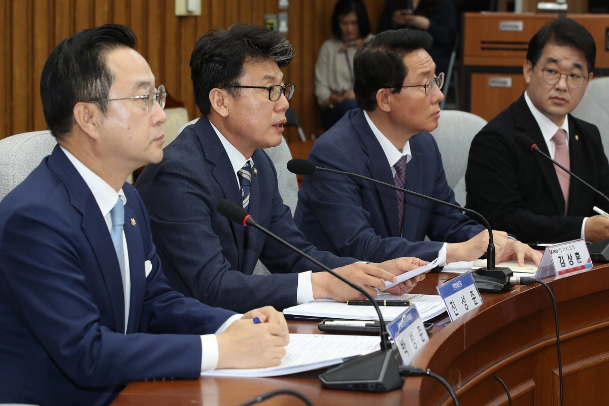 여야의 협상이 이루어진 배경